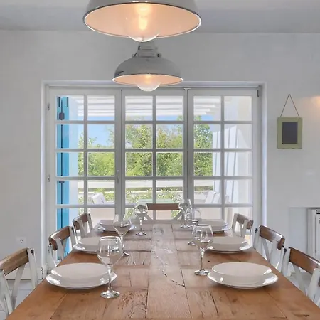 Rustic Peran With Outdoor Pool In Tinjan Villa